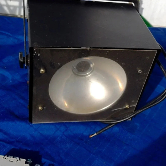 Stage Light - Picture 1 of 2